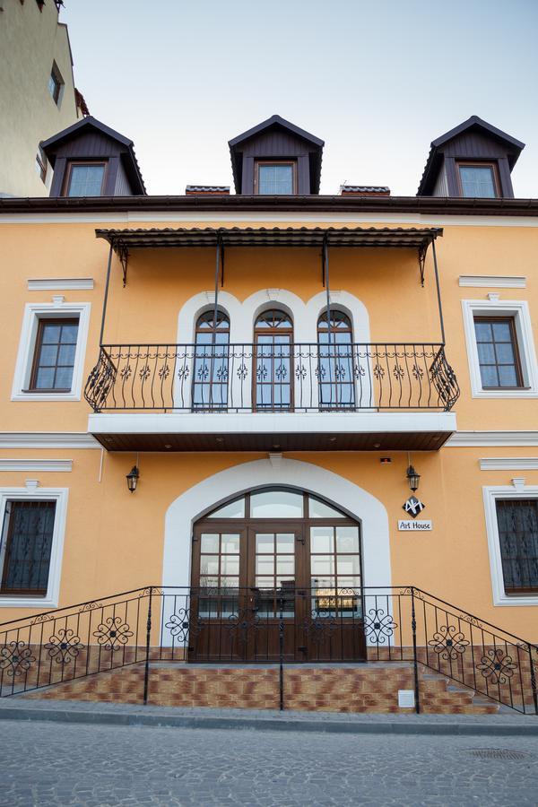Art House Hostel Каменец-Подольский Экстерьер фото