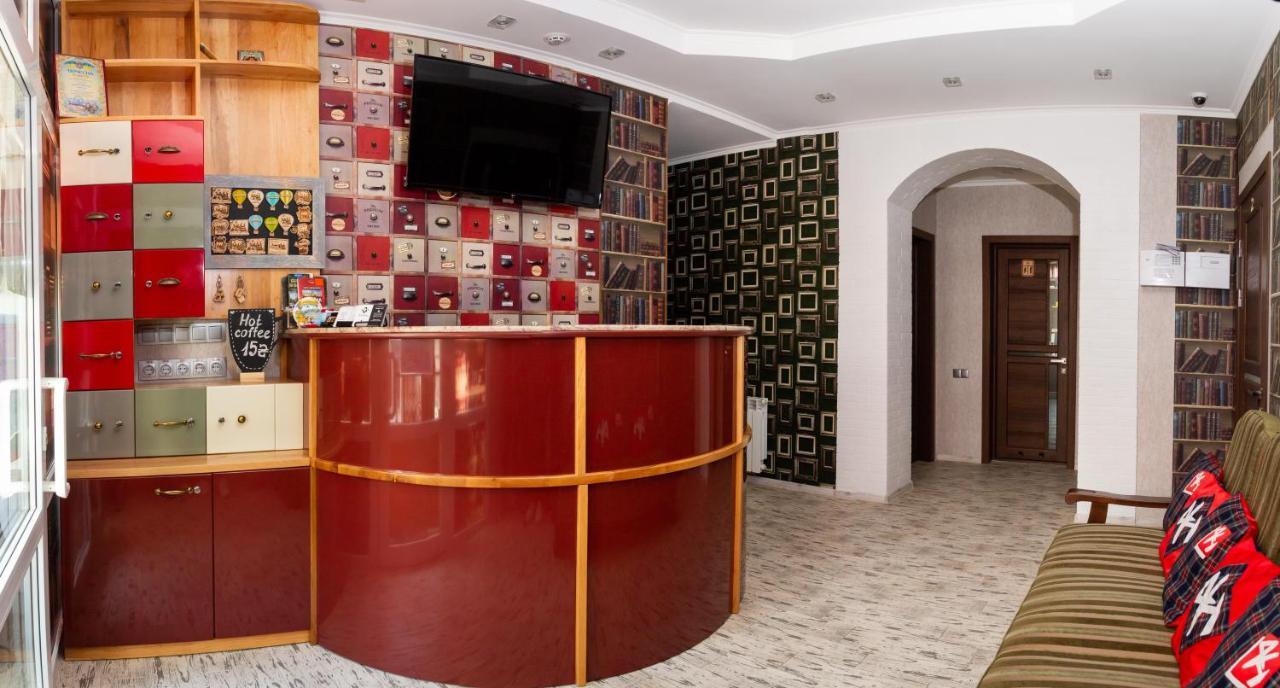 Art House Hostel Каменец-Подольский Экстерьер фото
